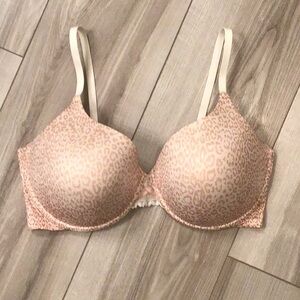 Like New Maidenform Padded Push Up - 40D